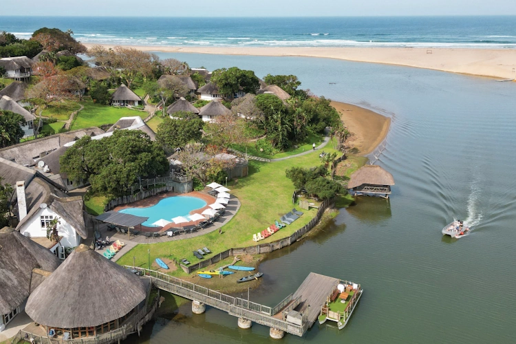 Umngazi Hotel and Spa aangezicht 002.webp