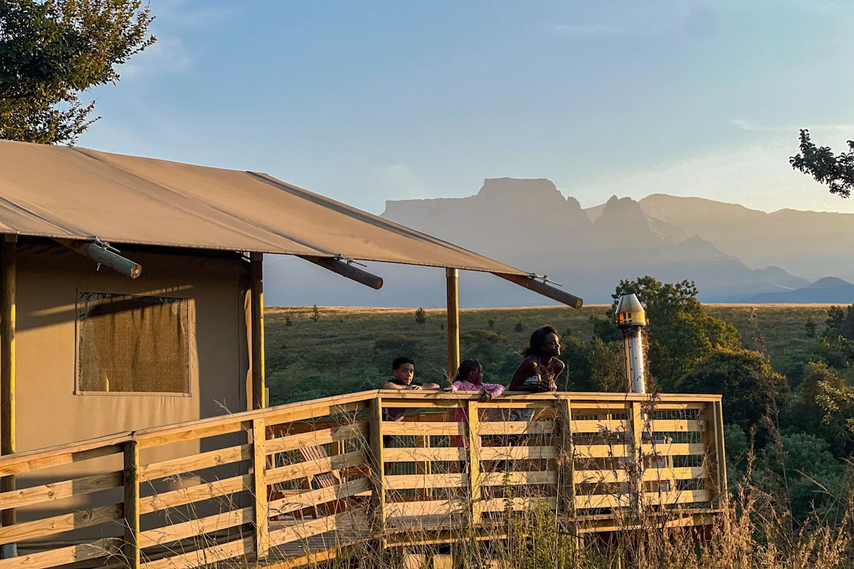 AfriCamps Champagne Valley uitzicht 001.webp