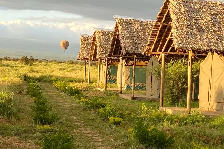 Amboseli Discovery Camp tenten naast elkaar.webp