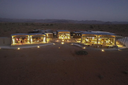 the desert grace buitenkant.jpg