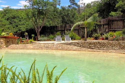 mvubu falls hotel zwembad.jpg