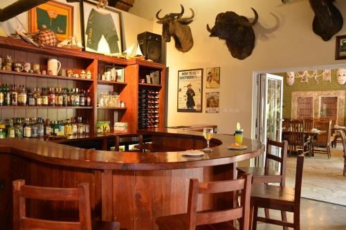 bayete guest lodge bar.jpg