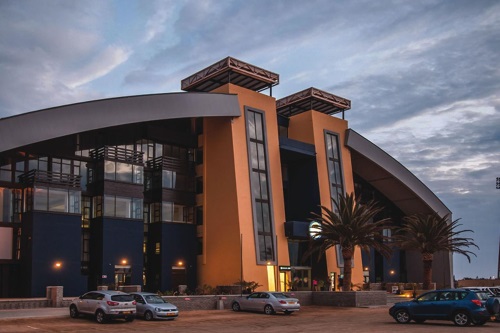 bon hotel buitenkant.jpg