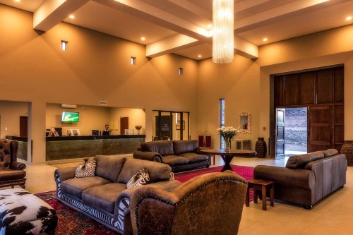 springbok inn lounge.jpg