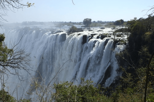 Klik op de afbeelding voor een vergroting livingstone zambia 011.png