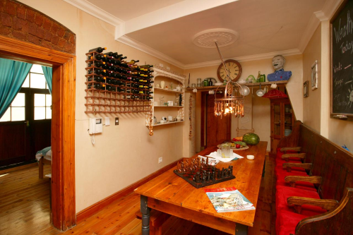 sweet lemon guest house binnenruimte.png