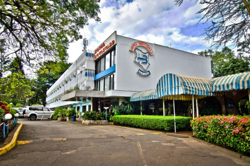 sentrim boulevard hotel voorkant.png