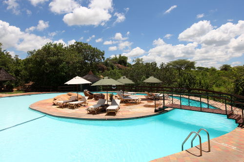 tarangire sopa lodge zwembad 2.png