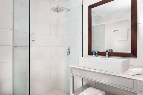 four points by sheraton arusha badkamer.png