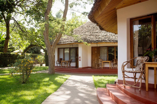 ilboru safari lodge chalets.png