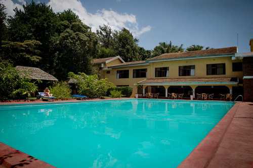 ilboru safari lodge zwembad.png