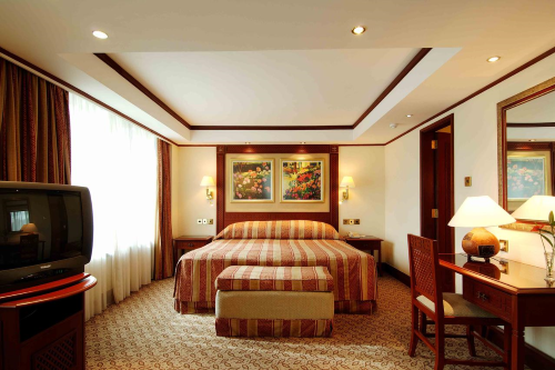 nairobi serena hotel kamer.png