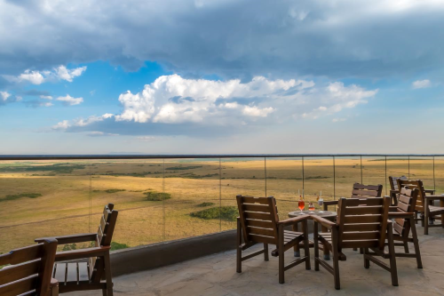 mara serena safari lodge buitenterras.png