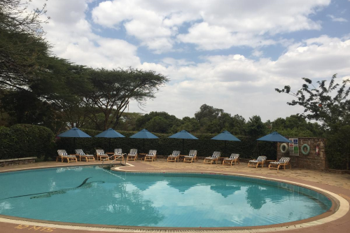 keekorok lodge zwembad.png