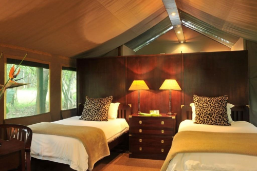 falaza game park bedden in tent.png