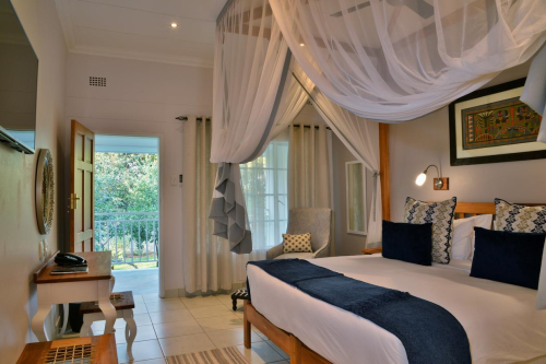 batonka guest lodge kamer.png