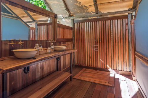 saguni safari lodge badkamer.png