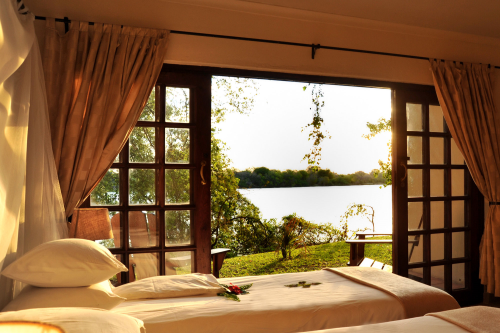 victoria falls waterfront kamer.png