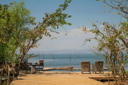 changa safari camp uitzicht vanaf strandje.png