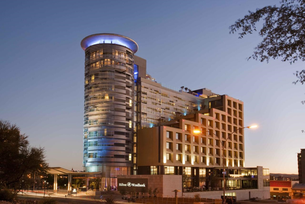 hilton windhoek buitenkant.png