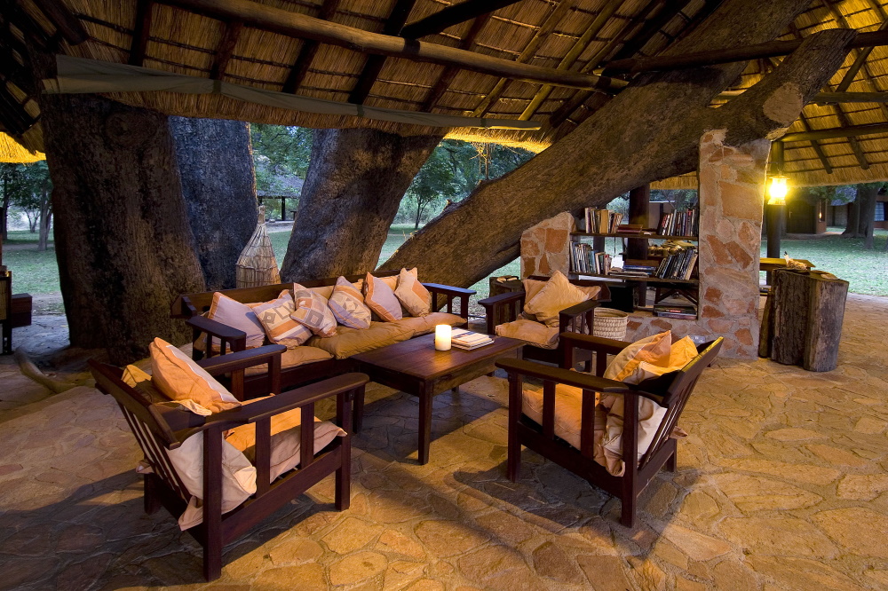 nkwali camp bar lounge.jpg