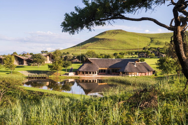 aha alpine heath resort terrein.jpg