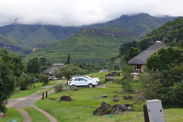 thendele camp 001.jpg