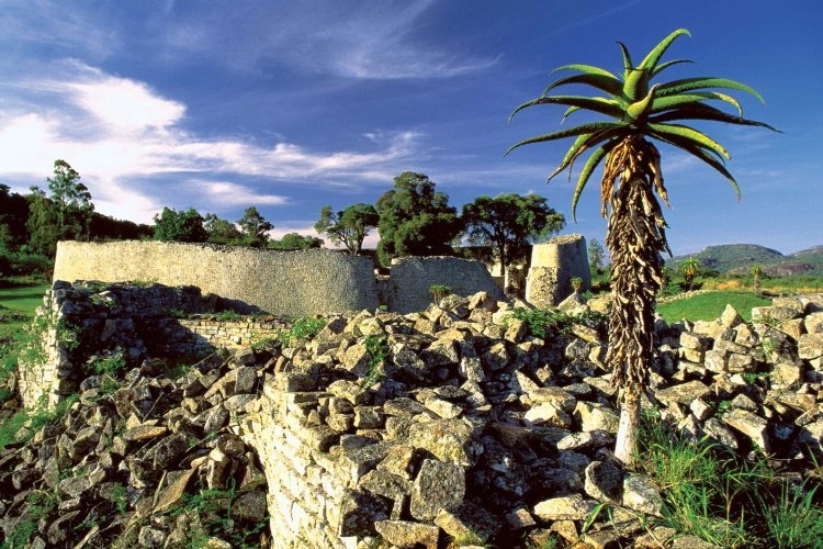 Klik op de afbeelding voor een vergroting great zimbabwe ruines 015.jpg