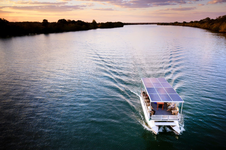 ila safari lodge bootcruise.jpg