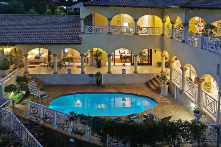 anchors rest guest house zwembad.jpg