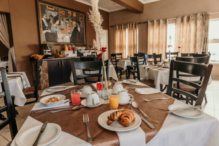 artemis hotel swakopmund restaurant.jpg