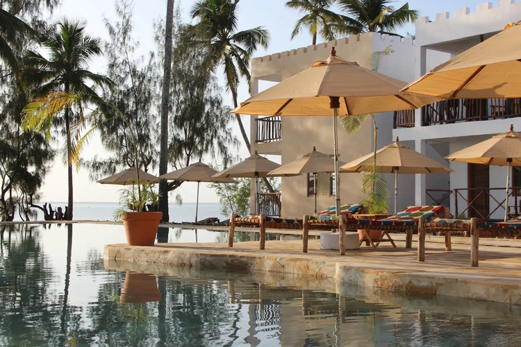 zanzibar bay resort & spa buitenkant.jpg