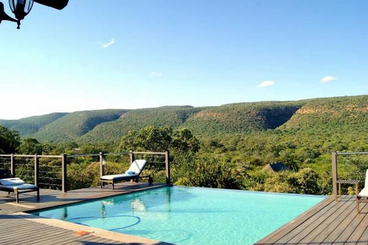 goo-moremi gorge resort zwembad.webp