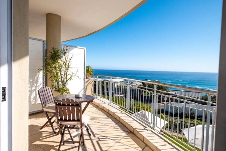 3 On Camps Bay Boutique Hotel luxury room balkon.webp