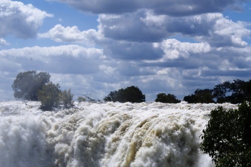 Klik op de afbeelding voor een vergroting Victoria Falls 2