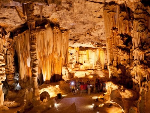 Klik op de afbeelding voor een vergroting cango caves 003