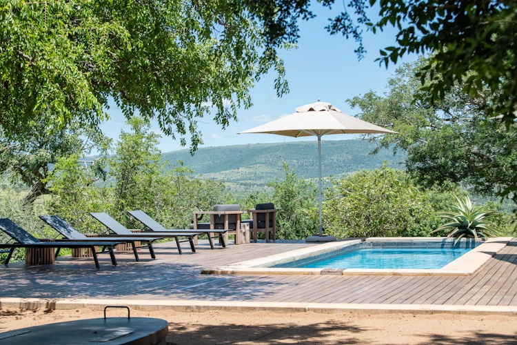 Mavela Game Lodge zwembad 001.webp