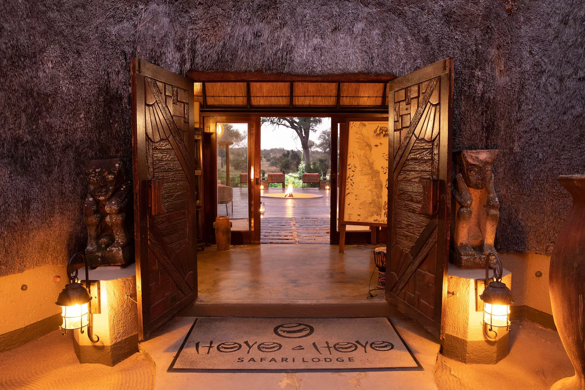 Hoyo Hoyo Safari Lodge welkom 001.webp
