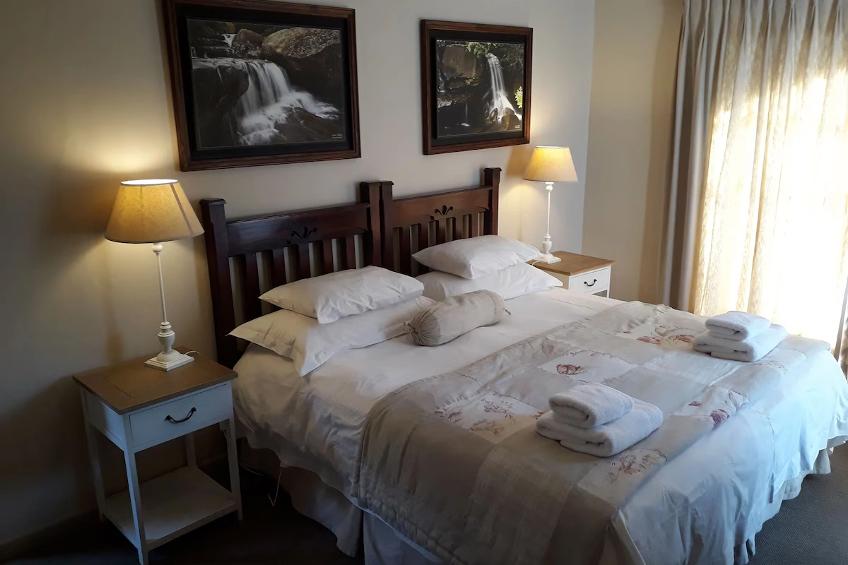 Ash River Lodge kamer 001.webp