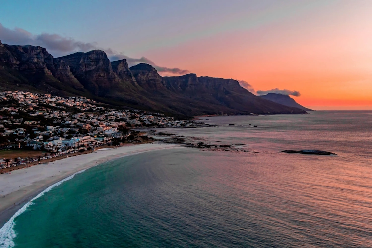 Kaapstad zonsondergang thanks to Jaman Asad.webp