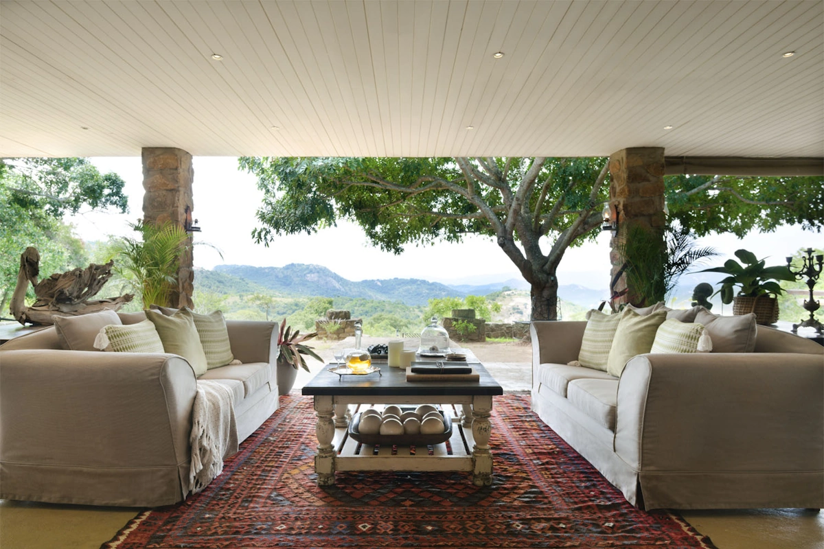 Tomjachu Bush Retreat homestead veranda lounge 001.webp