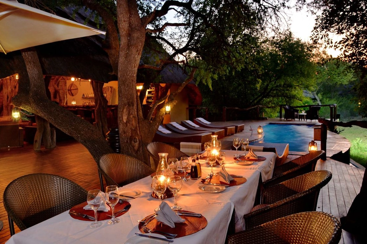 Motswiri Private Safari dinner outside 001.webp