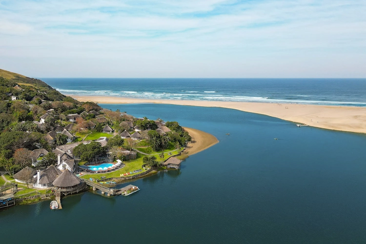 Umngazi Hotel and Spa aangezicht 001.webp