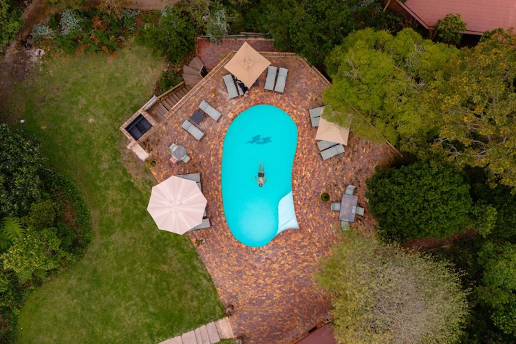 The Fernery Lodge and Spa zwembad 001.webp