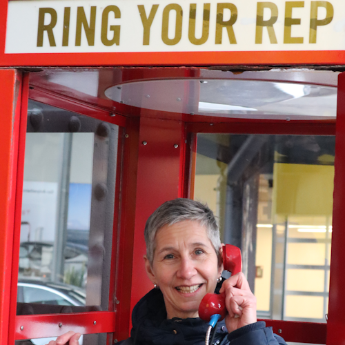 Henriette Telefoon