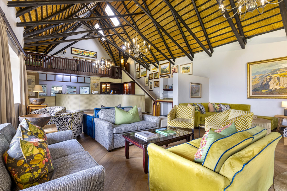 The Cavern Drakensberg Resort & Spa lounge 001.webp