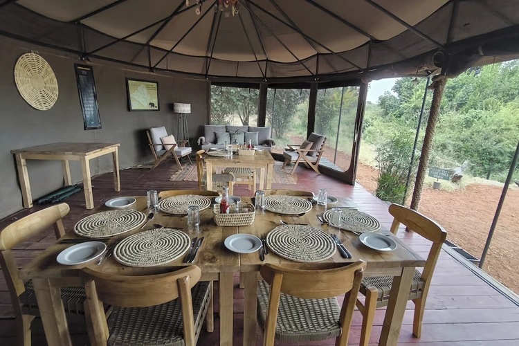 Kananga Julia’s River Camp restaurant.webp