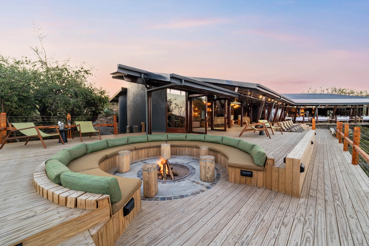 Rhino Ridge Safari Lodge Buma 001.webp