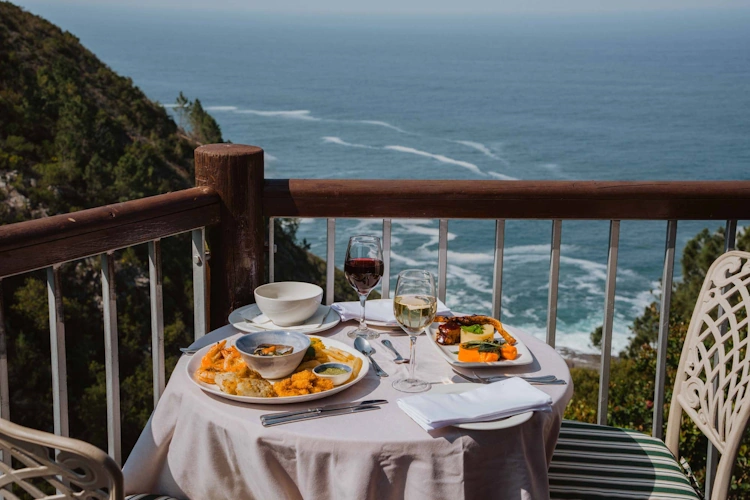 The Fernery Lodge and Spa buiten eten 001.webp