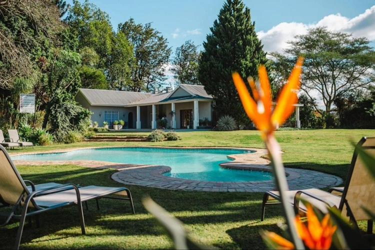 Hopefield Guesthouse Addo zwembad 001.webp